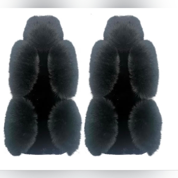 Luxurious Black Fur Vest - Picture 1 of 8
